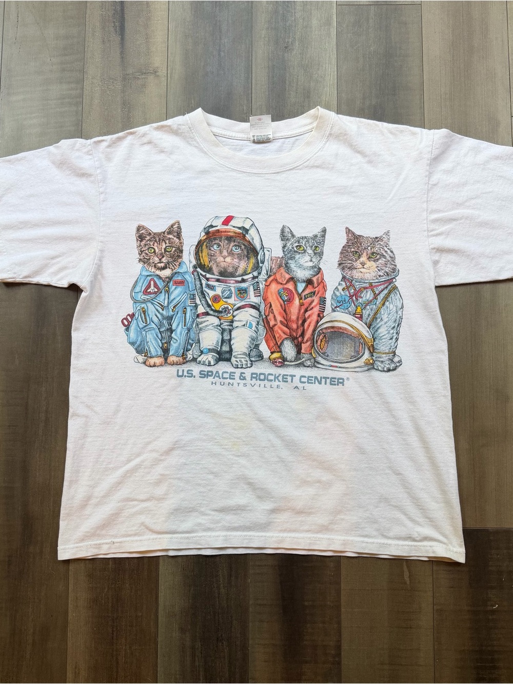 Vintage Y2K Prints Of Tails Kennedy Space Center Cat T-Shirt Size Medium AOP - Picture 1 of 7